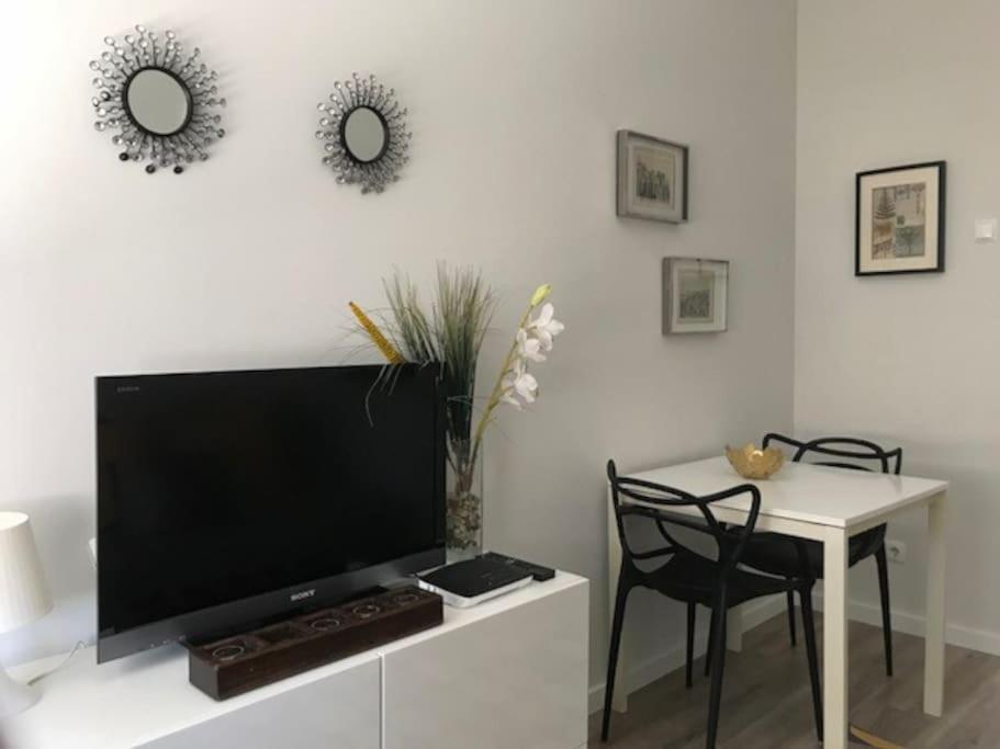 Cosy 2 Bedrooms Apartment In Arroios - Ssl 3A Lissabon Buitenkant foto